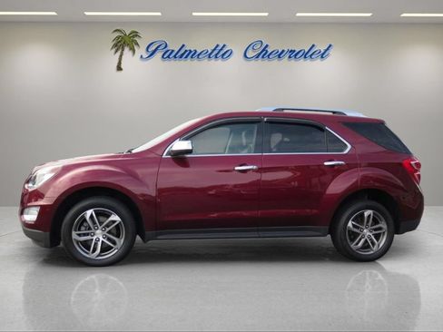 Used 2017 Chevrolet Equinox Premier w/ Enhanced Convenience Package AWD/4WD image 6