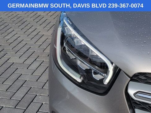 Used 2022 Mercedes-Benz GLC 300 4MATIC image 11