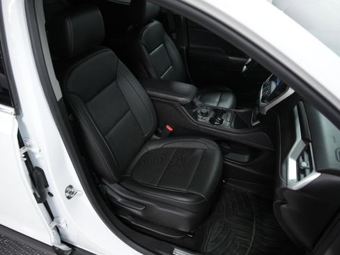 Used 2023 GMC Acadia SLT AWD/4WD image 19