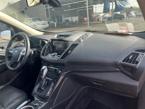 Used 2014 Ford Escape Titanium w/ Equipment Group 401A image 19