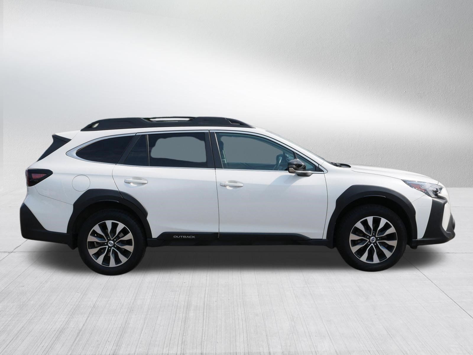 Used 2024 Subaru Outback Limited AWD/4WD image 8