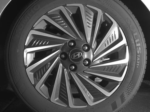 Used 2025 Hyundai Sonata SEL image 14