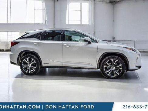 Used 2019 Lexus RX 450h AWD image 37