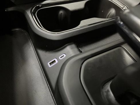 Used 2023 GMC Sierra 1500 AT4 w/ Technology Package image 26