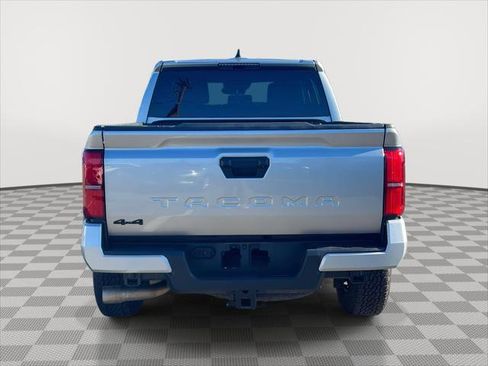 Used 2024 Toyota Tacoma TRD Off-Road image 6