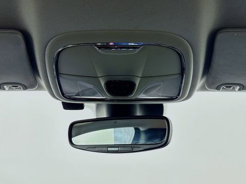 Used 2022 Jeep Cherokee Trailhawk w/ Premium Leather Package image 23