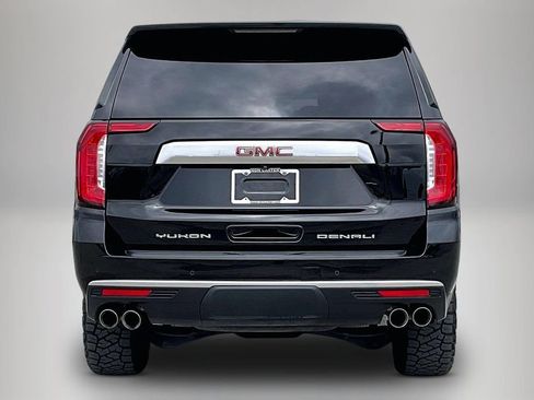 Used 2021 GMC Yukon XL Denali w/ LPO, Illumination Package AWD/4WD image 6