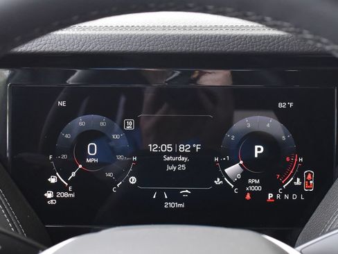 Used 2026 GMC Yukon Denali w/ Sun & Power Step Package RWD image 17