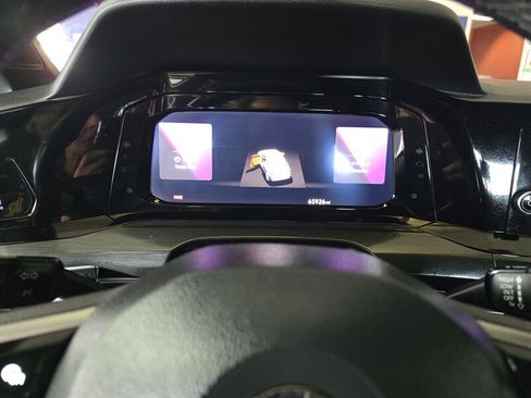 Used 2022 Volkswagen GTI S image 27