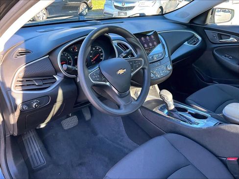 Used 2024 Chevrolet Malibu LT image 8