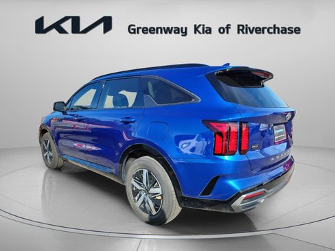 Used 2021 Kia Sorento S image 4