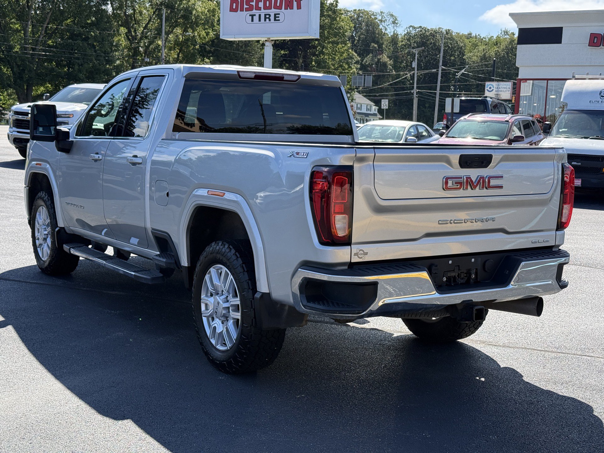 Used 2022 GMC Sierra 2500 SLE w/ Gooseneck/5TH Wheel Package AWD/4WD image 6