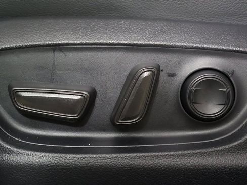 Used 2024 Toyota Camry SE image 26