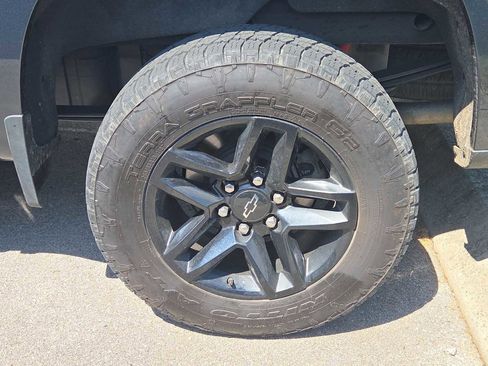 Used 2020 Chevrolet Silverado 1500 LT Trail Boss image 6