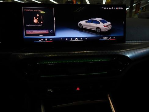 Used 2025 BMW 330i xDrive Sedan w/ M Sport Package image 23