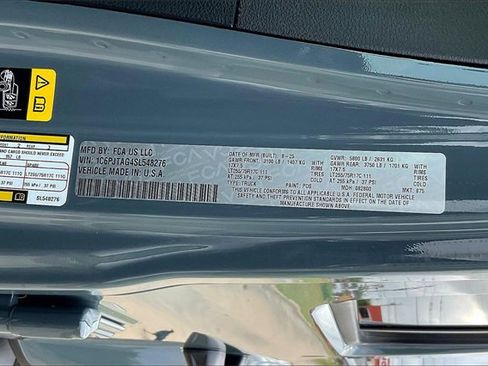 New 2025 Jeep Gladiator Sport image 19