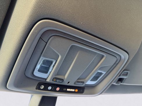 Used 2020 Chevrolet Silverado 1500 Custom w/ Custom Value Package image 23