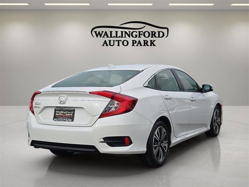 Used 2017 Honda Civic EX-L image 4