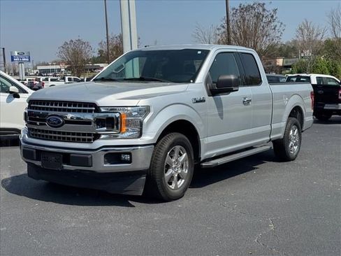 Used 2018 Ford F150 XLT w/ Equipment Group 302A Luxury RWD image 8