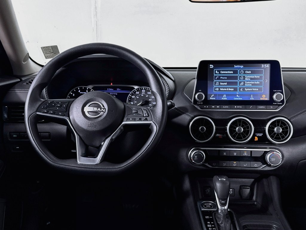 Used 2025 Nissan Sentra SV FWD image 36