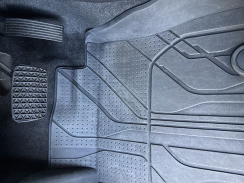 Certified 2024 Chevrolet Trax LS w/ LS Convenience Package image 27