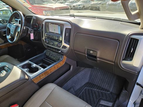 Used 2018 GMC Sierra 1500 SLT w/ SLT Premium Package AWD/4WD image 35