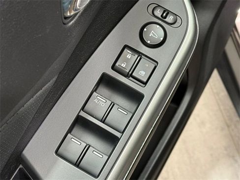 Used 2016 Honda CR-V EX-L image 19