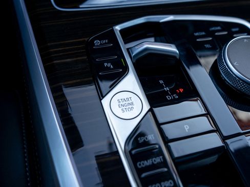 Used 2026 BMW X5 xDrive40i image 25