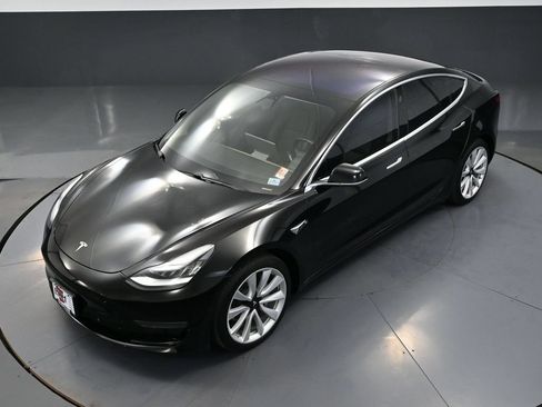 Used 2018 Tesla Model 3 Mid Range RWD image 54