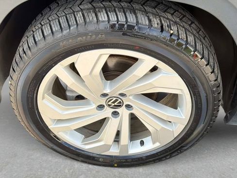 Used 2021 Volkswagen Atlas SE image 9