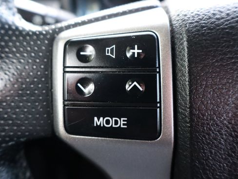 Used 2011 Toyota 4Runner Limited AWD/4WD image 31