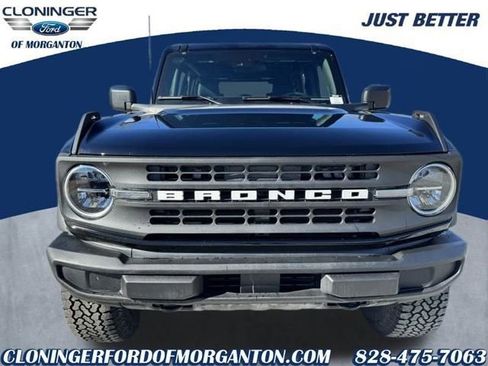 New 2025 Ford Bronco 4-Door image 2
