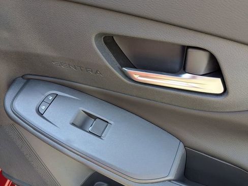 New 2026 Nissan Sentra SV w/ SV Convenience Package FWD image 30