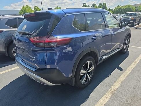 Certified 2023 Nissan Rogue Platinum w/ Platinum Premium Package AWD/4WD image 2