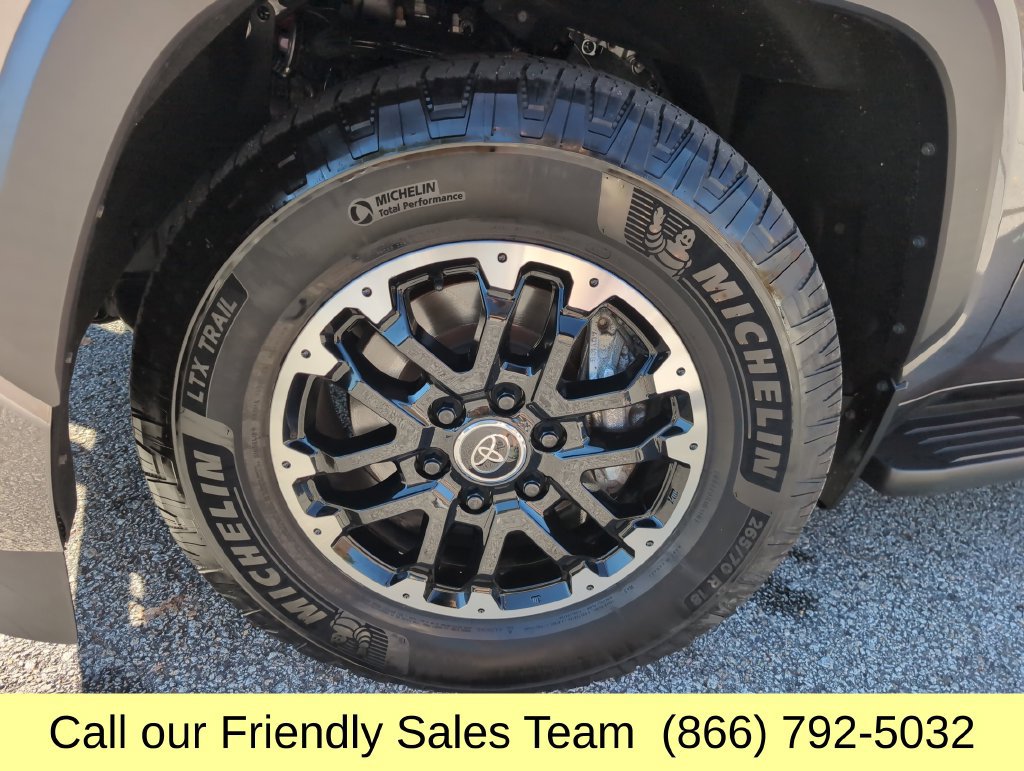Used 2024 Toyota Sequoia SR5 w/ TRD Off-Road Package AWD/4WD image 27