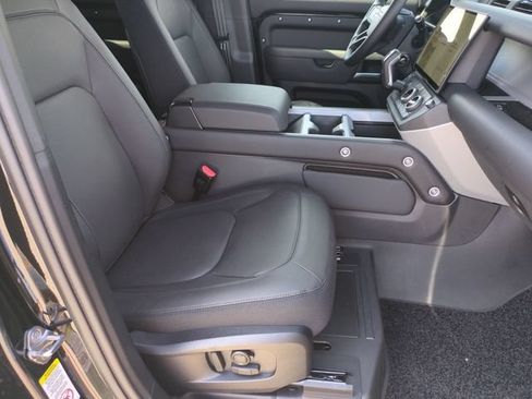 New 2026 Land Rover Defender 110 X AWD/4WD image 18