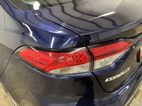 Used 2024 Toyota Corolla LE image 7