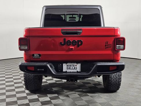 Used 2022 Jeep Gladiator Sport AWD/4WD image 4