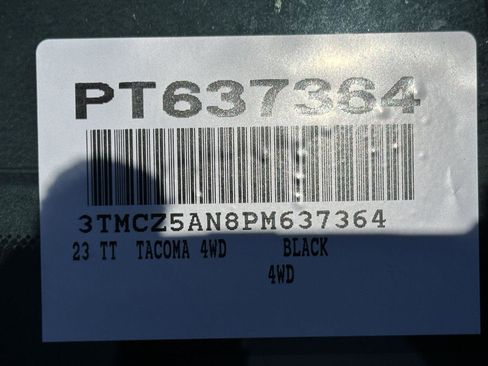 Used 2023 Toyota Tacoma TRD Off-Road w/ Technology Package image 15