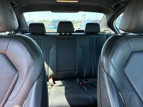 Used 2018 BMW 530i xDrive AWD/4WD image 19