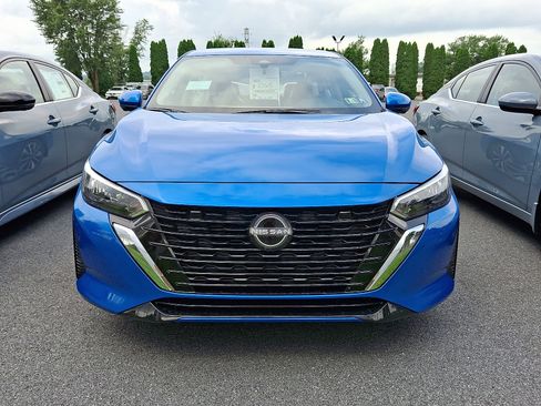 New 2025 Nissan Sentra SV w/ SV Premium Package image 2