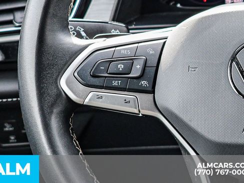 Used 2024 Volkswagen Atlas Cross Sport SE image 36