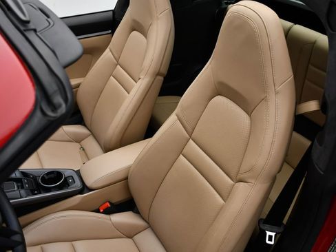 Used 2021 Porsche 911 Targa 4S image 44