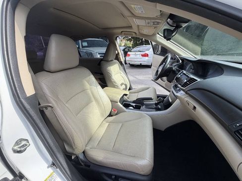 Used 2014 Honda Accord EX-L image 17