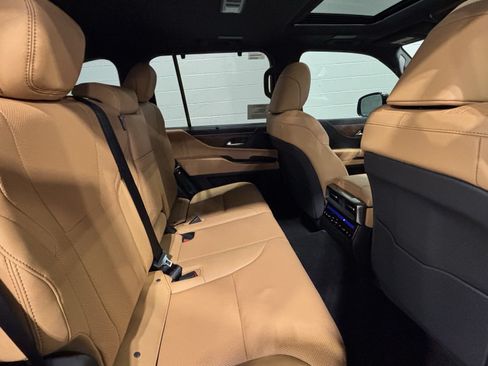 New 2026 Lexus LX 700h Luxury AWD/4WD image 40