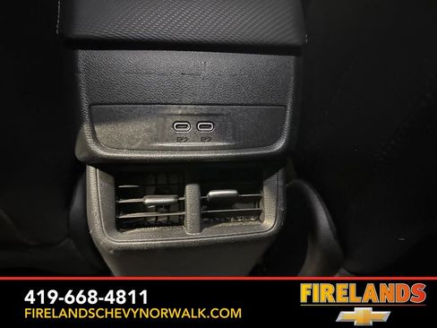 Used 2025 Chevrolet Equinox LT w/ Midnight Edition image 25