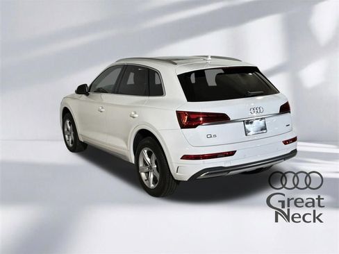 Used 2023 Audi Q5 Premium w/ Convenience Package AWD/4WD image 8