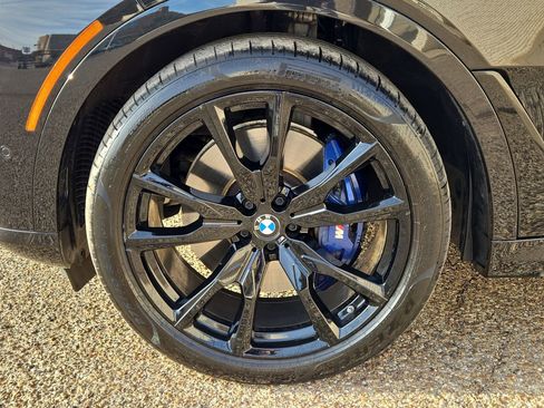 Used 2024 BMW X7 M60i w/ Executive Package image 11