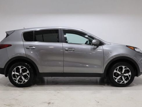 Used 2022 Kia Sportage LX AWD/4WD image 9