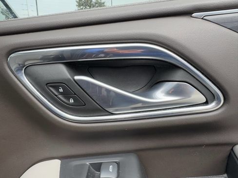 Used 2023 GMC Yukon SLT w/ Max Trailering Package image 36